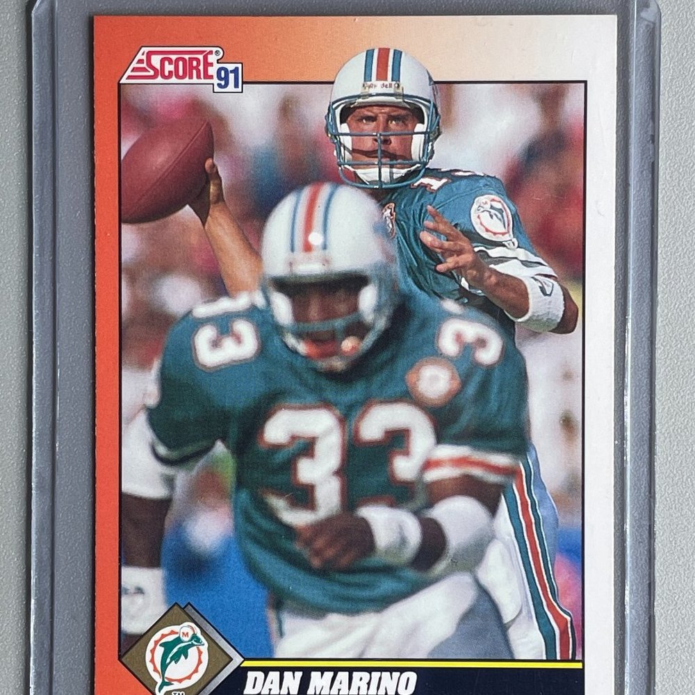 1991 Score Football Card - Miami Dolphins Dan Marino #385